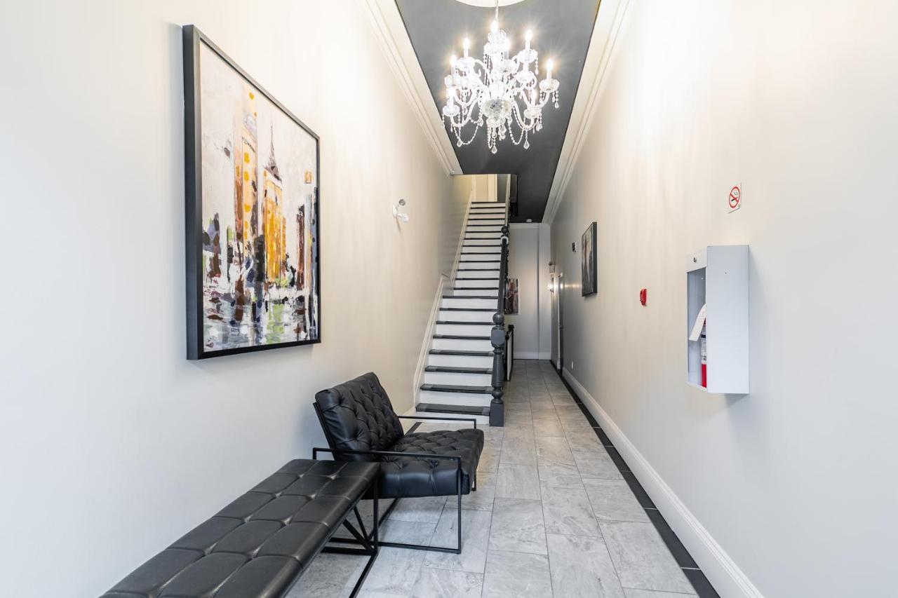 Upscale 1Br - Boutique Apartment - Prime Location Downtown! ฮามิลตัน ภายนอก รูปภาพ